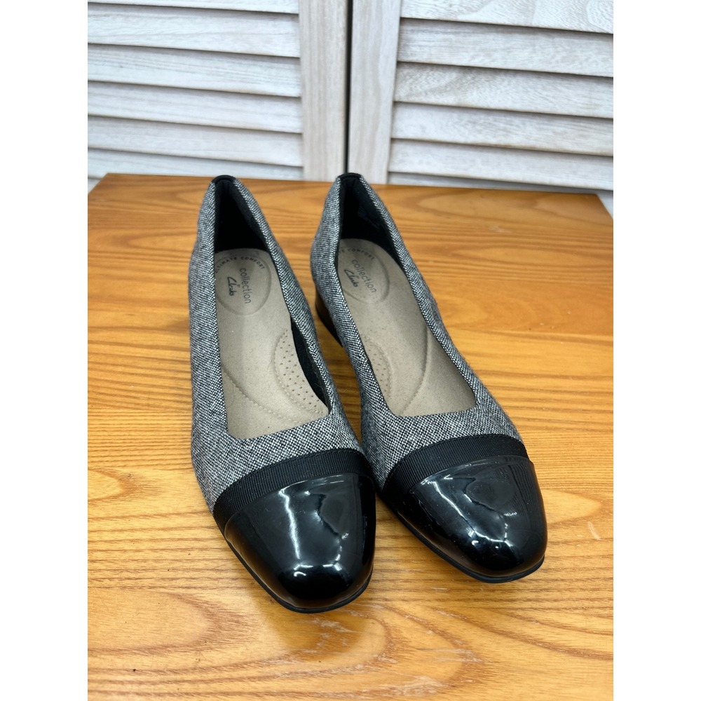 Clarks Collection Flats SZ 8 Grey Tweed Patent Cap Toe Low Block Heel Classic